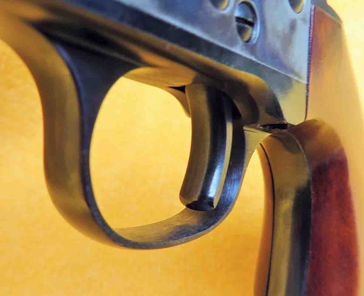 Wide, original-style Flat-Top trigger.